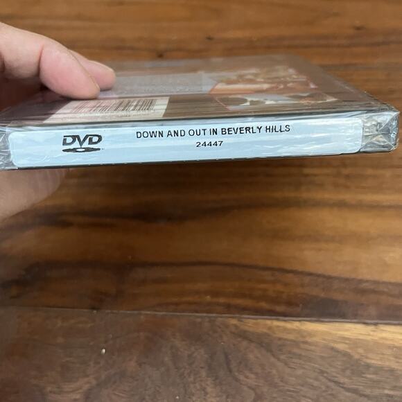 Down and Out in Beverly Hills DVD 1986 Touchstone Sealed - Picture 4 of 4
